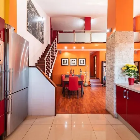 بيت للعطل Vivelorural Alba, Private Pool