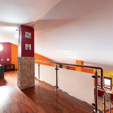 Vivelorural Alba, Private Pool بيت للعطل